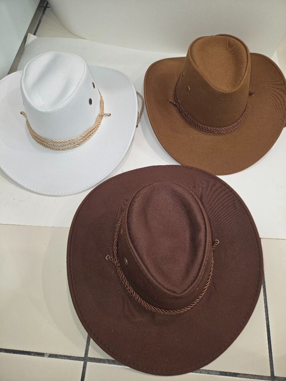 Lot of 3 Cowboy Hats (3) White Brown and Dark Brown